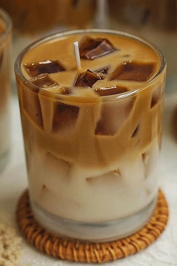 Coffee Latte Scented Candle – Layered Wax